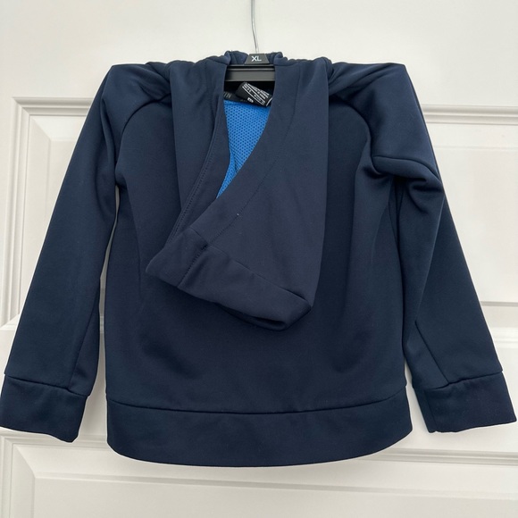 Boys Dri-Fit Zip Up Hoodie - Picture 3 of 3